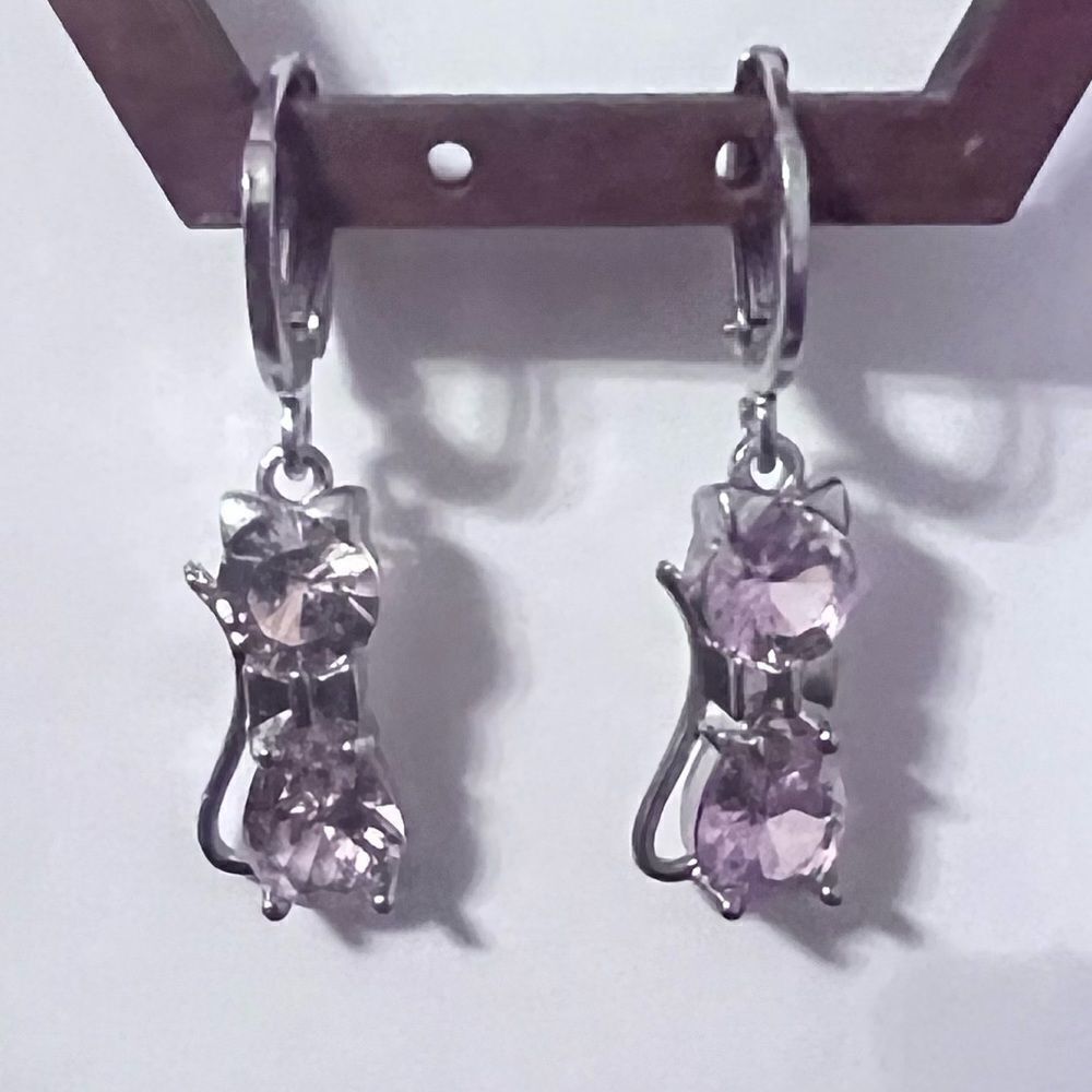 ⭐️3/$25⭐️ NWOT Pink Rhinestone And Sliver Cat Pierced Earrings